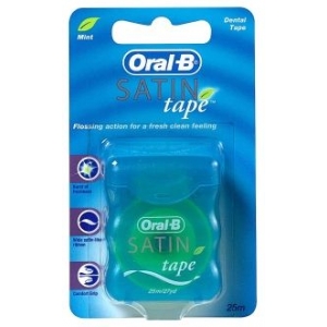 Oral-B Satin Tape zubní páska 25 m